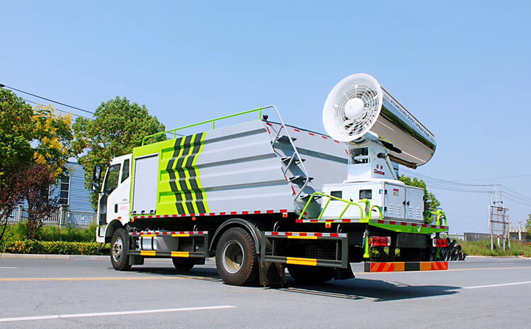 远程雾炮机在工地降尘作业中有哪些优势？