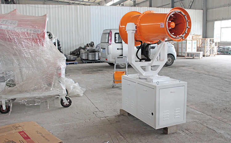 多功能抑尘车配备环保除尘雾炮机有哪些优势？