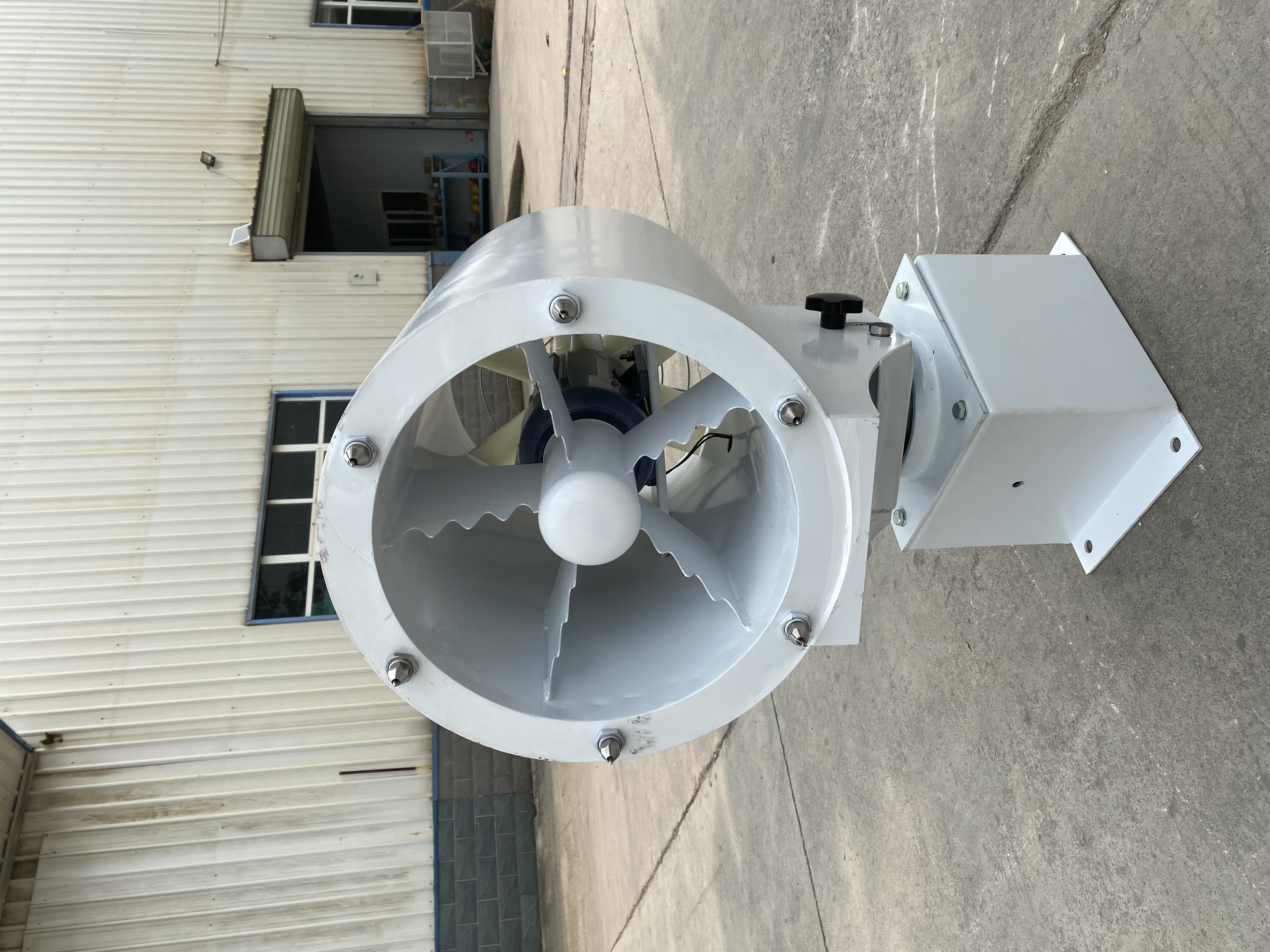 双流体雾炮产品简要介绍。